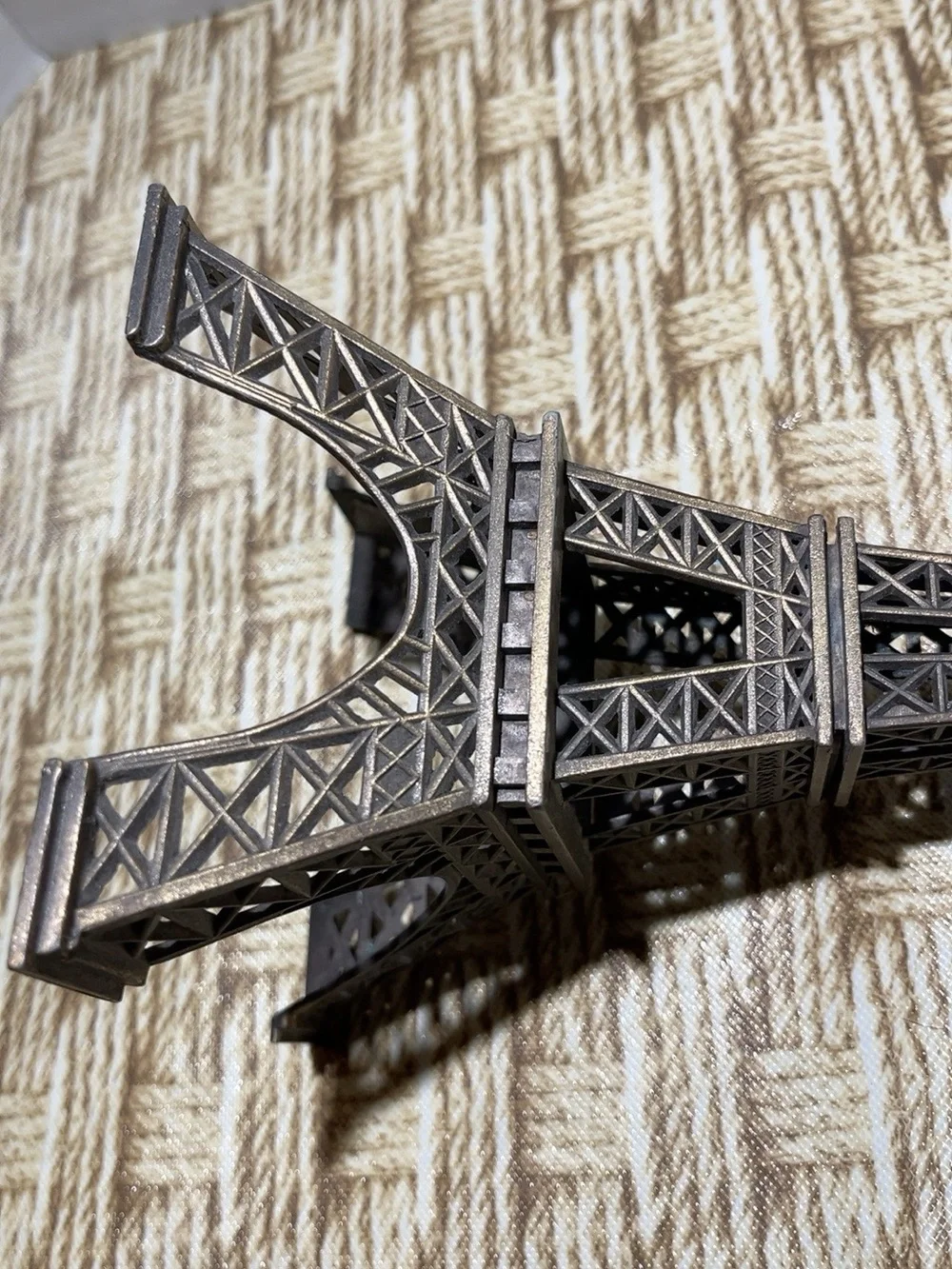 N/A decorative eiffel